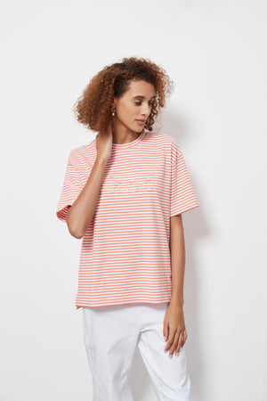 STRIPE EMBOSSED TEE