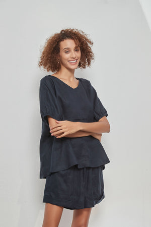 BISHOP SLEEVE TEE