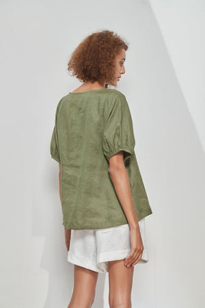 BISHOP SLEEVE TEE