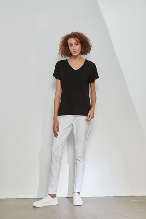 V NECK TEE