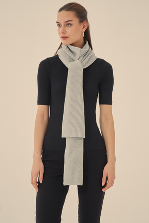 VERSATILE SCARF