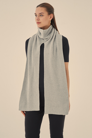 VERSATILE SCARF