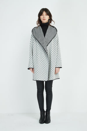 DOTTED COAT