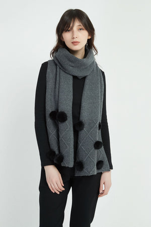 POM POM SCARF